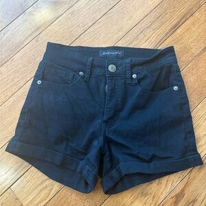Aeropostale Women's Black Shorts Size 2 High Rise Midi